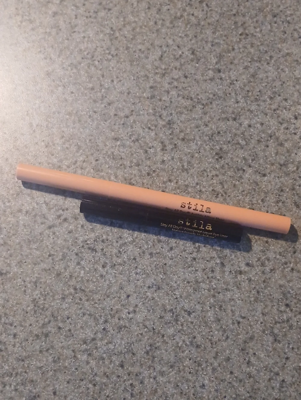 Stila Dual Liner Set in Peach and Black